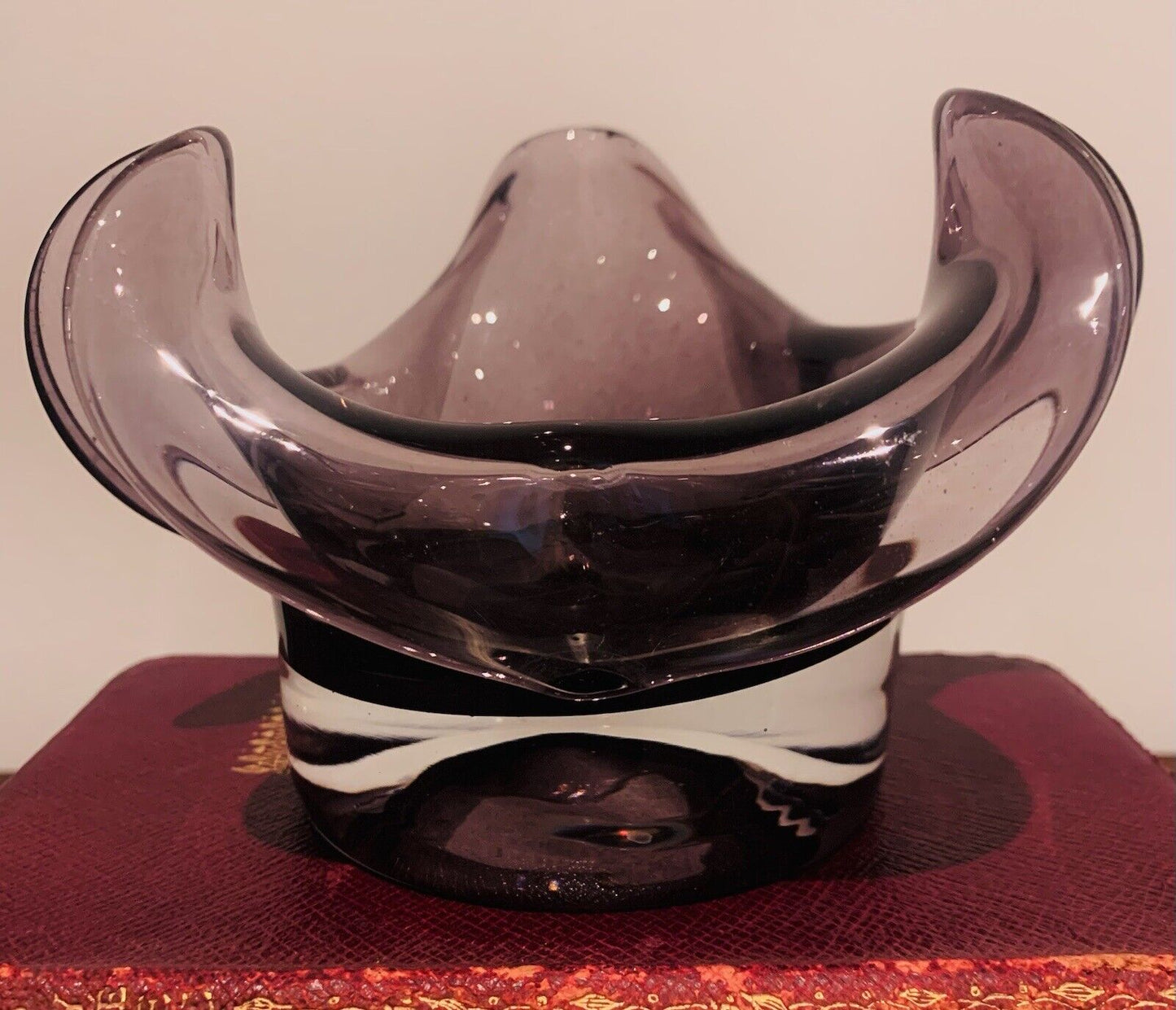 Beautiful Vintage Murano Amethyst Glass Handkerchief Bowl