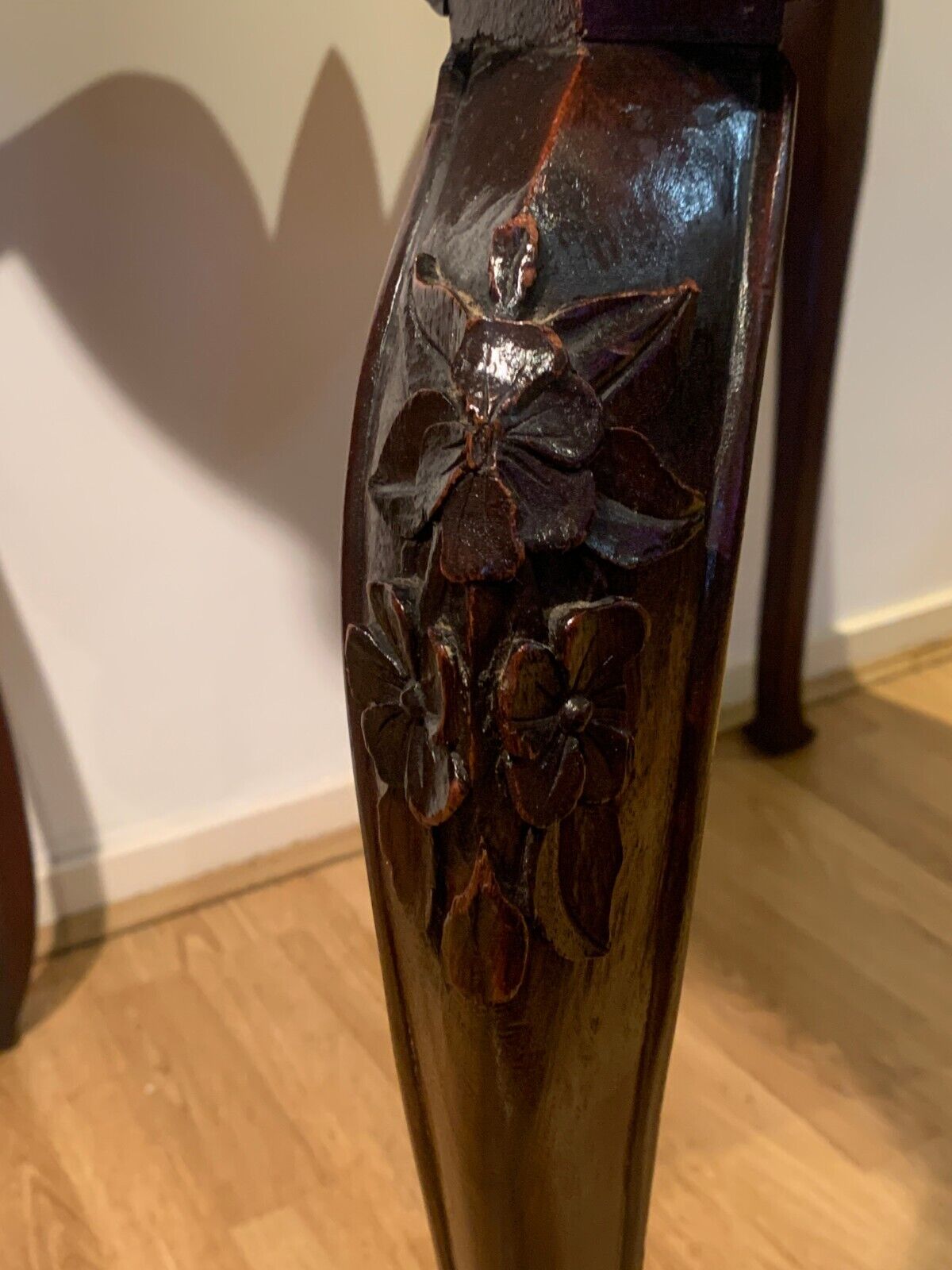 Exquisite Late Georgian/Early Victorian Oak Centre/Window Table with Acorn & Oak