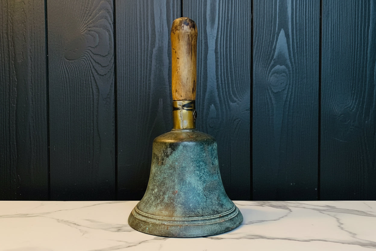 Rare Georgian Bronze Town Crier’s Bell Watchman’s Alarm Handbell (c. 1714–1830)