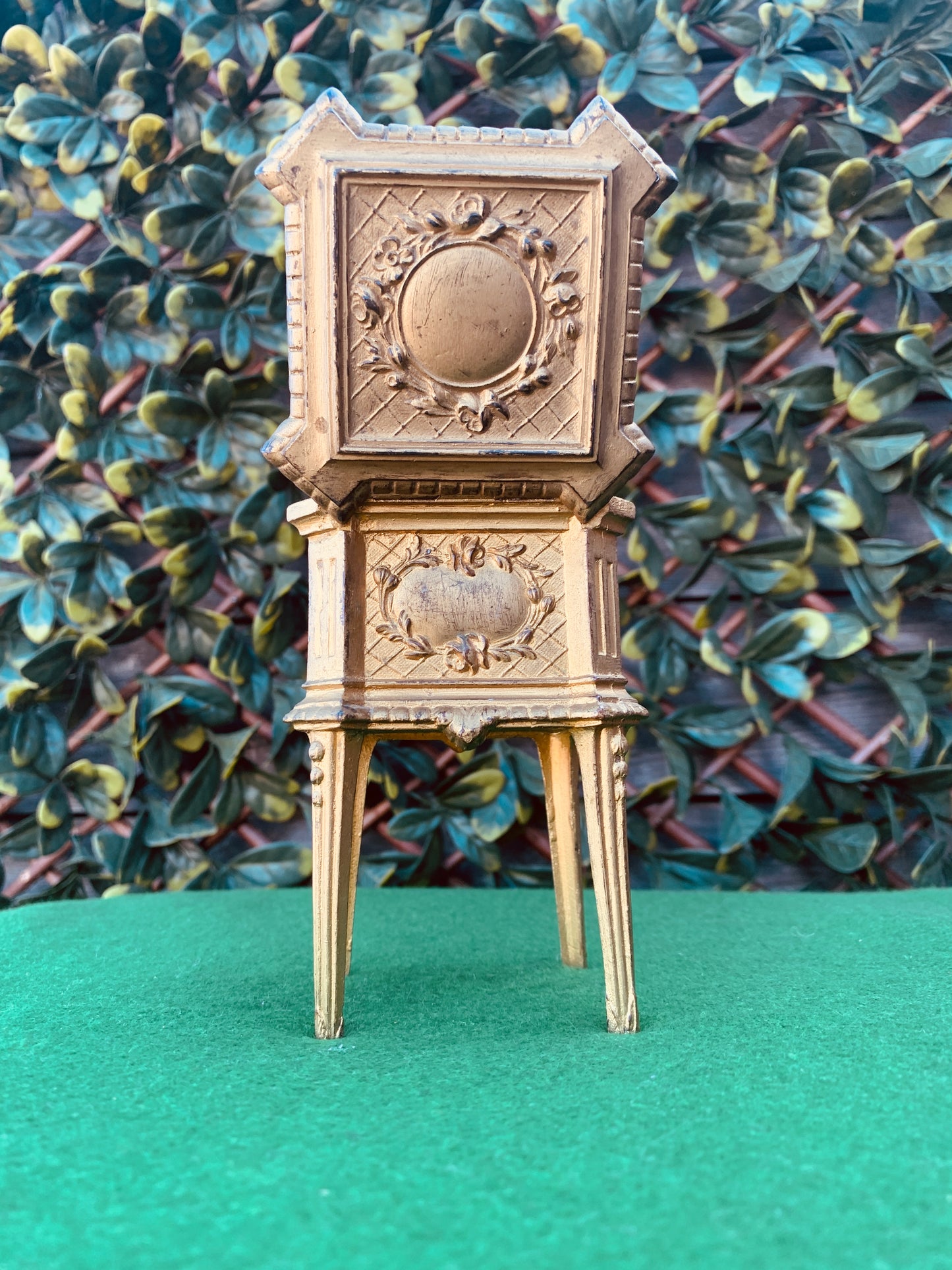 Beautiful Antique Napoleon III (1852-1870)Tiny Regule Jewellery Trinket Box/Chest Silk Interior