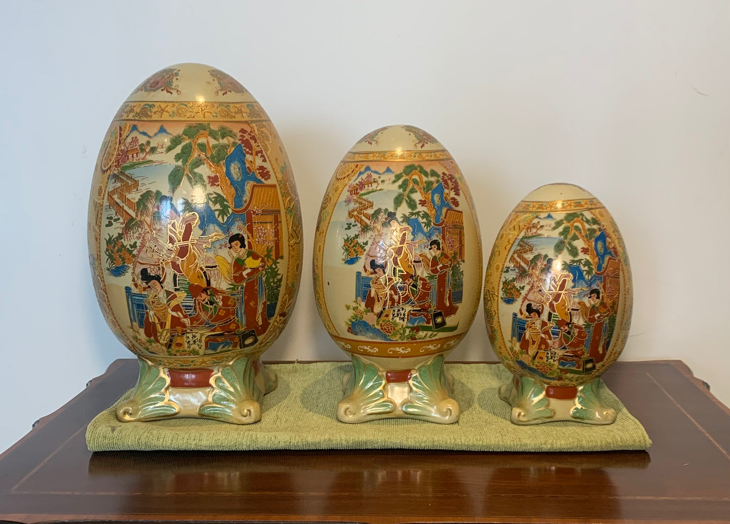 Three Vintage Japanese Hand Painted Satsuma Style Eggs. 3 Graduated Satsuma Style Decorated Eggs, Ostrich Egg Type