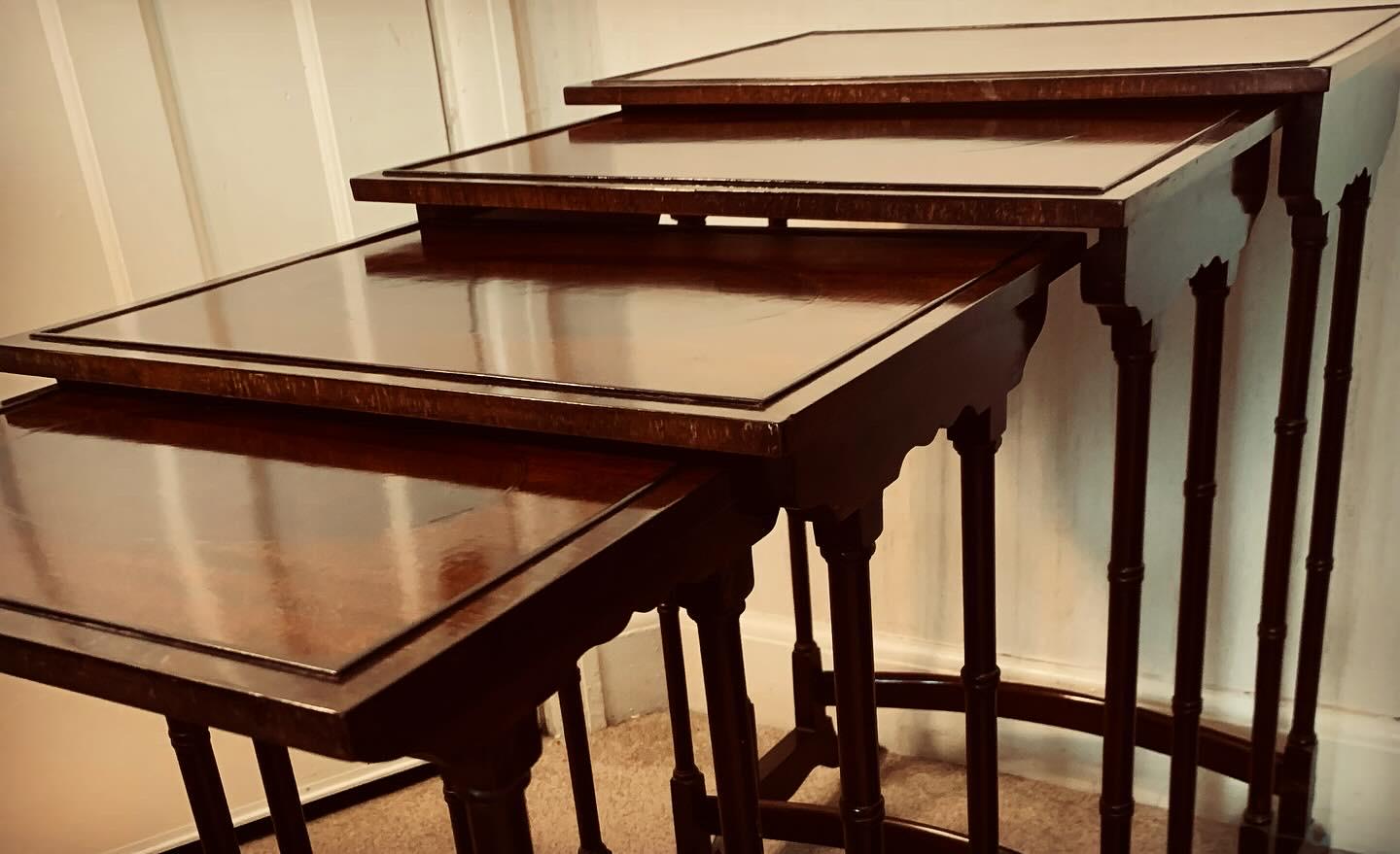 Antique 'Quartetto' (1890-1910), Nest of Four Mahogany 'Flame' Inlaid Tables