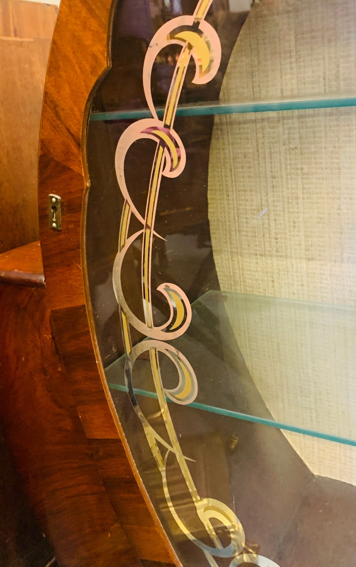 1930s Art Deco Cocktail Cabinet Curved Walnut Bar With Etched Glass & Integrated Smiths Clock