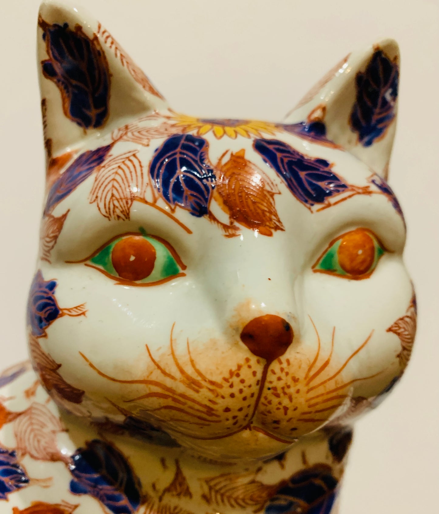 Antique Japanese Imari Cat 19th Century Meiji Period (1868-1912