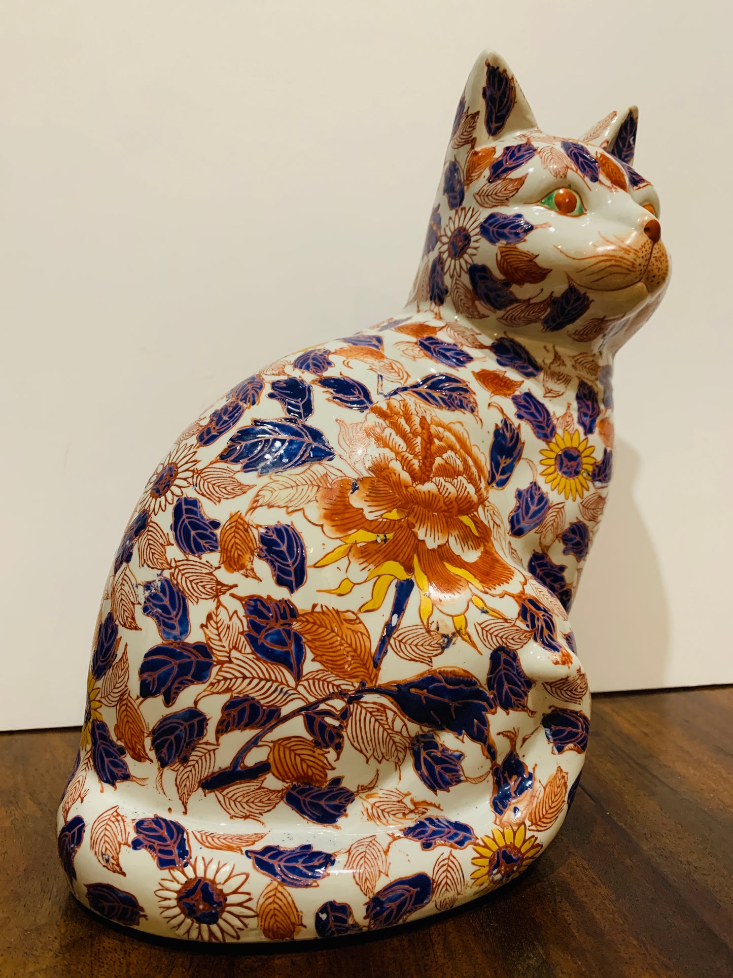 Antique Japanese Imari Cat 19th Century Meiji Period (1868-1912