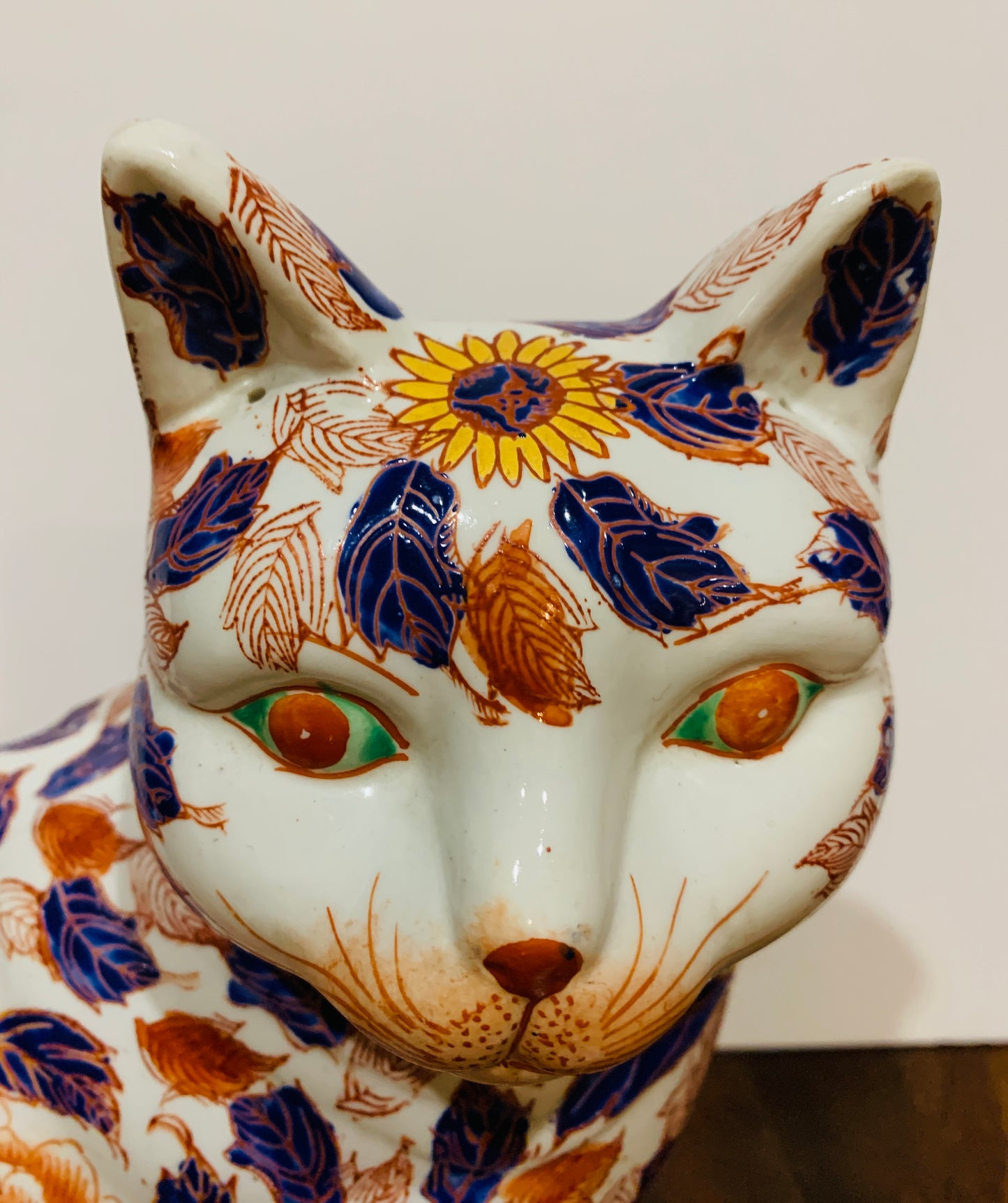 Antique Japanese Imari Cat 19th Century Meiji Period (1868-1912