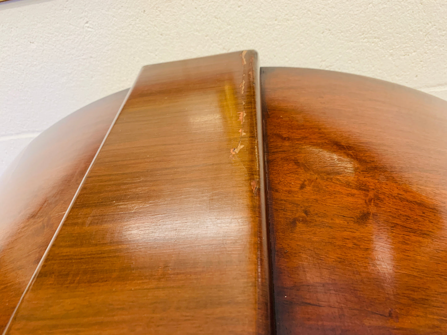 1930s Art Deco Cocktail Cabinet Curved Walnut Bar With Etched Glass & Integrated Smiths Clock