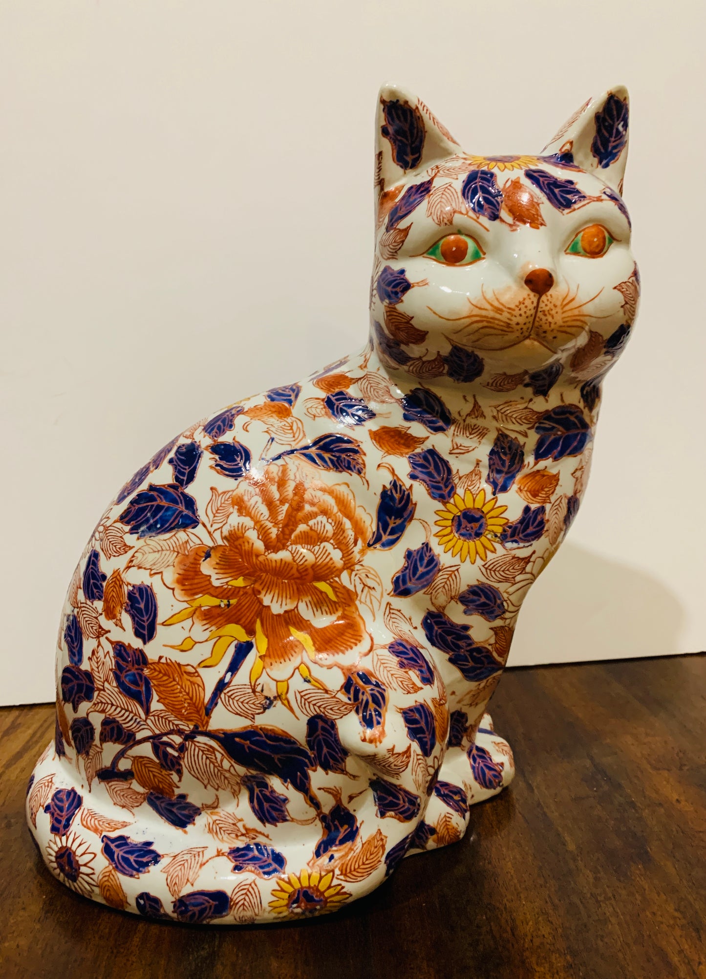 Antique Japanese Imari Cat 19th Century Meiji Period (1868-1912