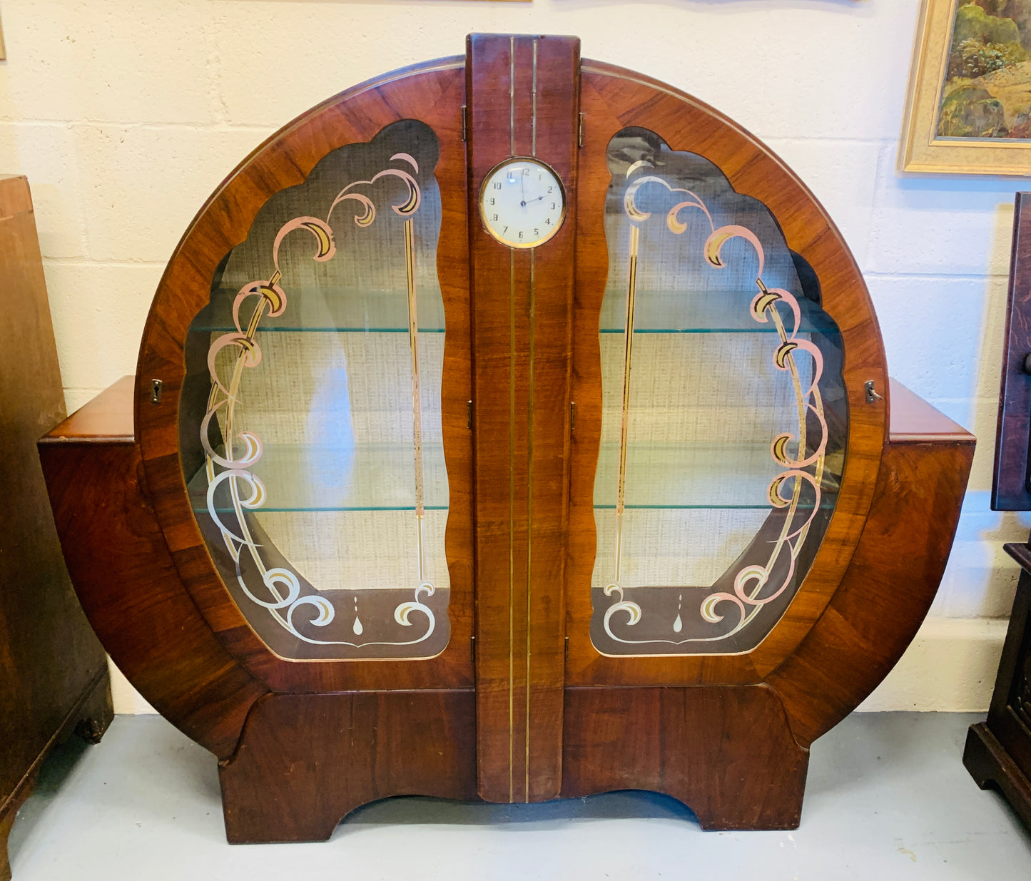 1930s Art Deco Cocktail Cabinet Curved Walnut Bar With Etched Glass & Integrated Smiths Clock