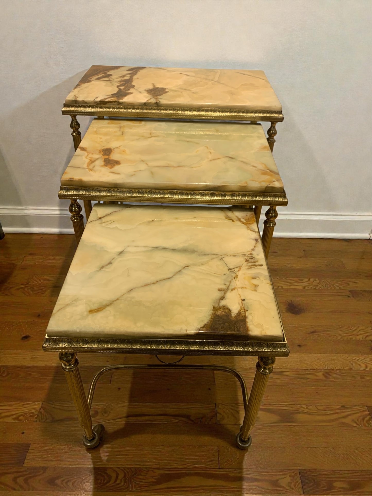 Elegant French Brass and Onyx Nesting Tables, Holllywood Regency Style. 1950's