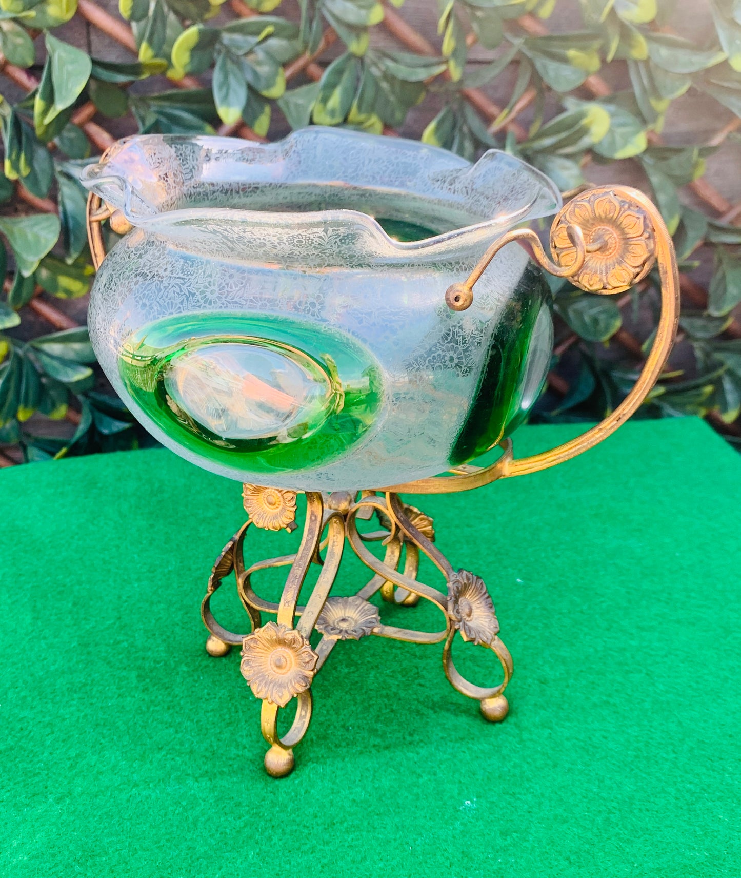 Antique 19th Century French Art Nouveau Glass & Gilt Sweet Dish