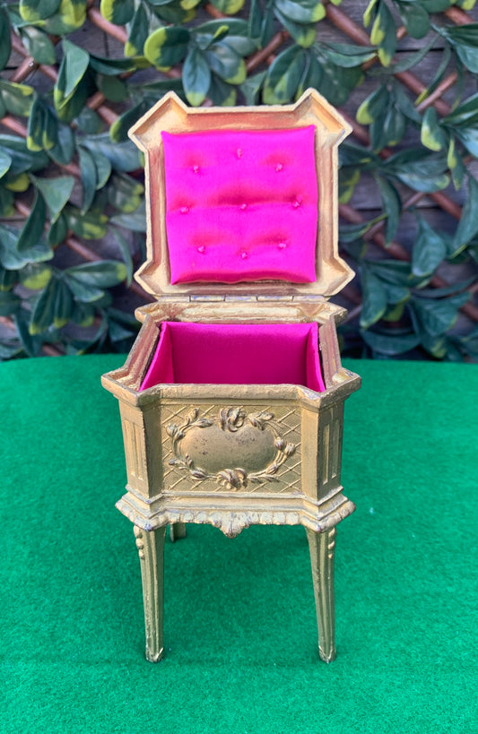 Beautiful Antique Napoleon III (1852-1870)Tiny Regule Jewellery Trinket Box/Chest Silk Interior