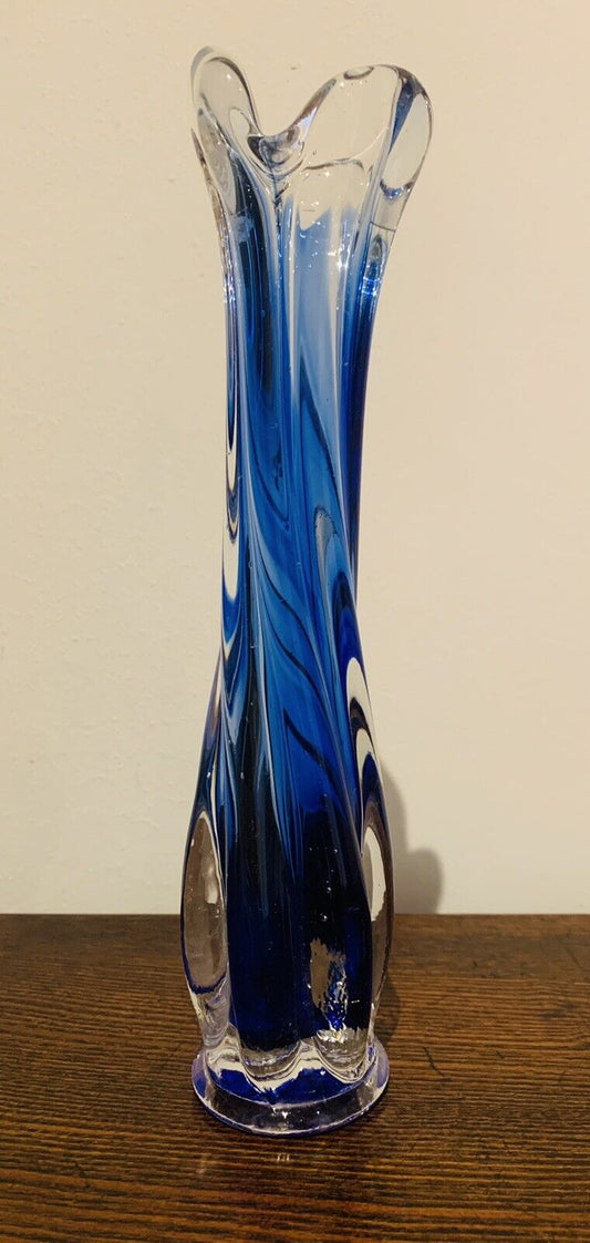 Beautiful Vintage Hand Blown Thick Art Glass Cobalt Blue Tulip Bud Vase