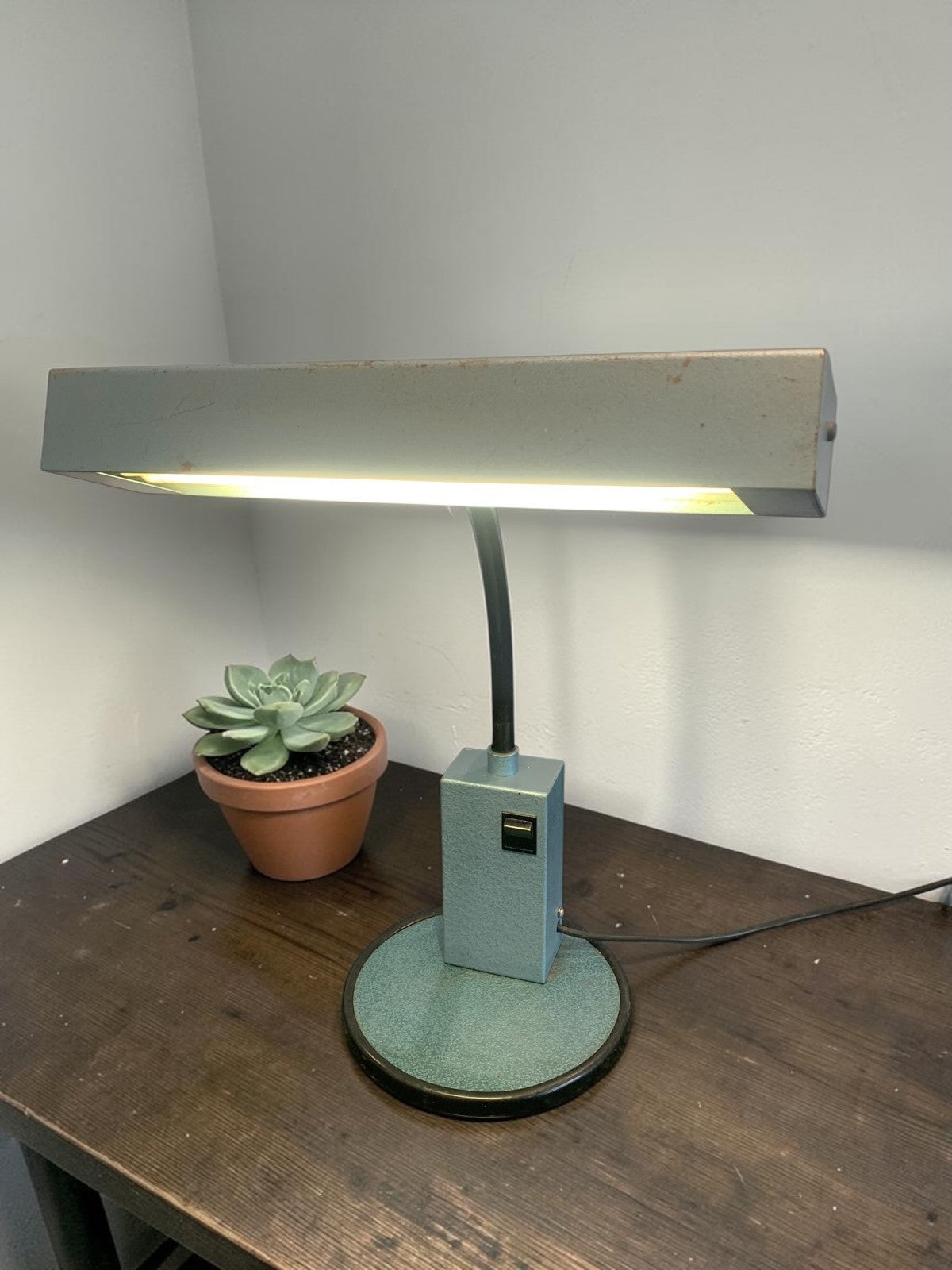 Vintage P.W. Allen & Co. A90 Industrial Inspection Lamp (as used by RAF & NATO)