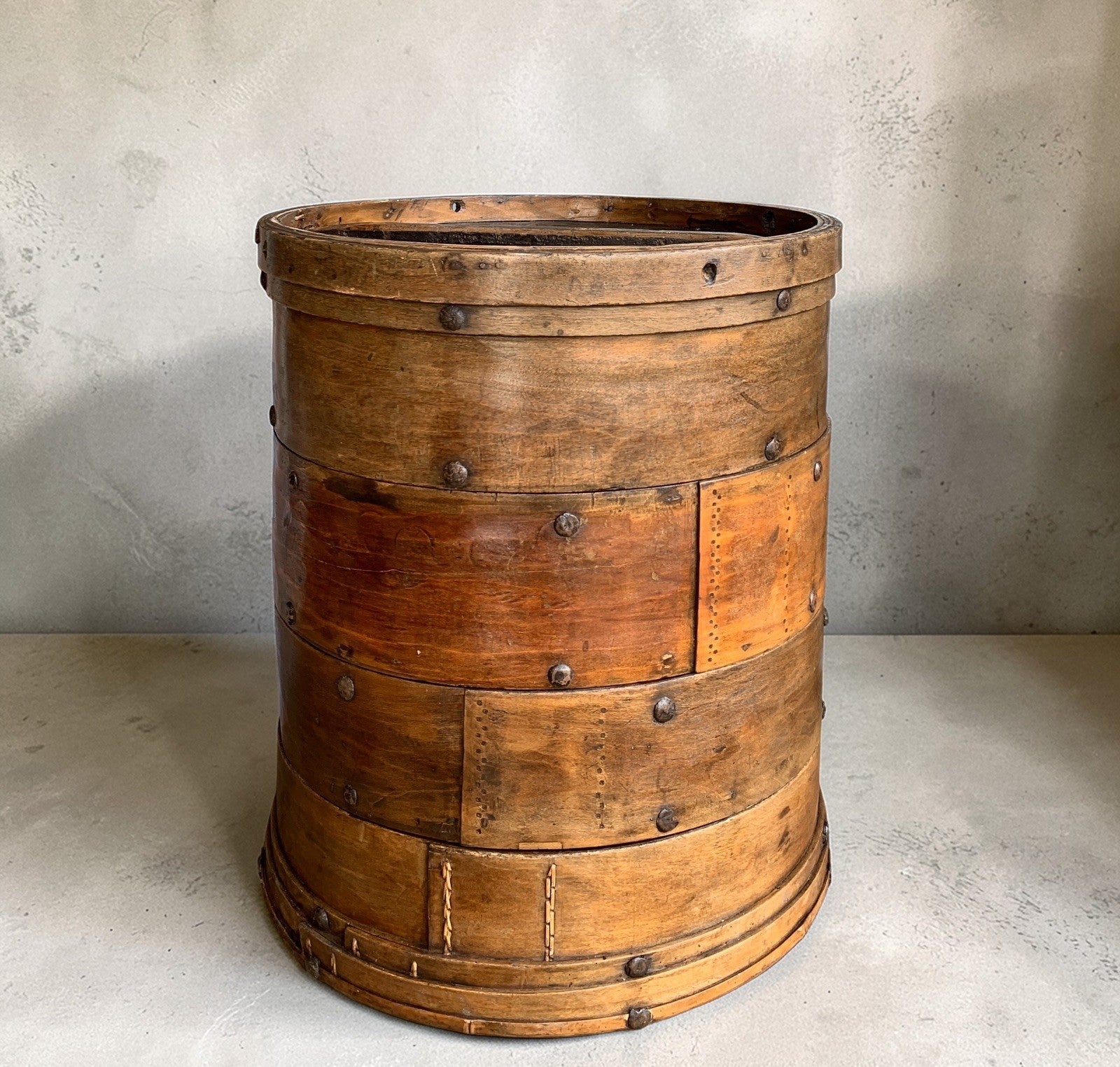 Large Chinese 4 Sectional Food Carrier Rustic Bamboo Wood Side Occasional Table