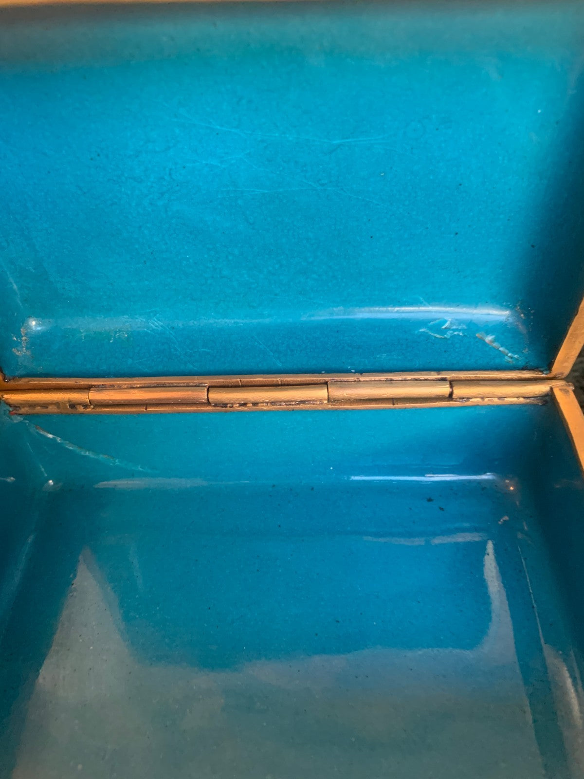 Antique Chinese Cloisonné Enamel Trinket Box – c. 1900–1920