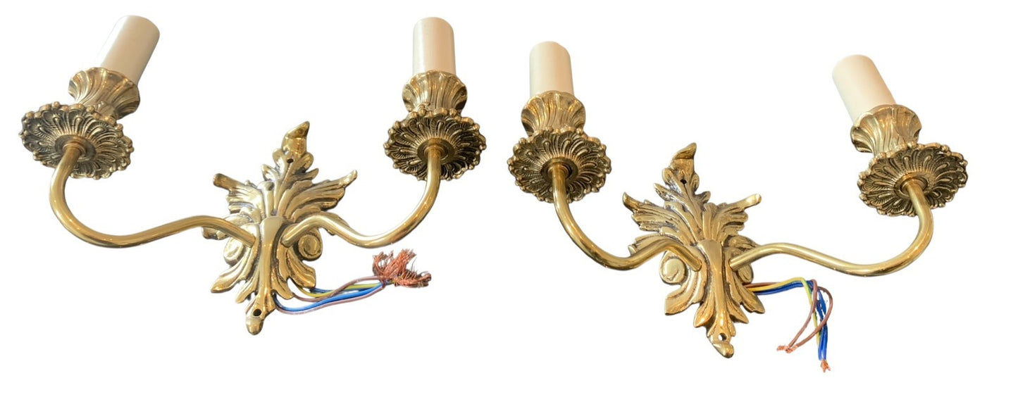 Pair of Impex Lighting ‘Dauphine’ Solid Brass Twin Wall Lights – Small Leaf Desi