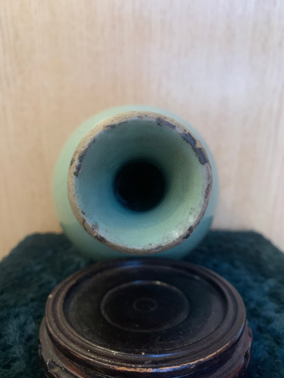 Antique Late Qing Chinese Celadon Glaze Incised Vase (yuhuchun ping style)