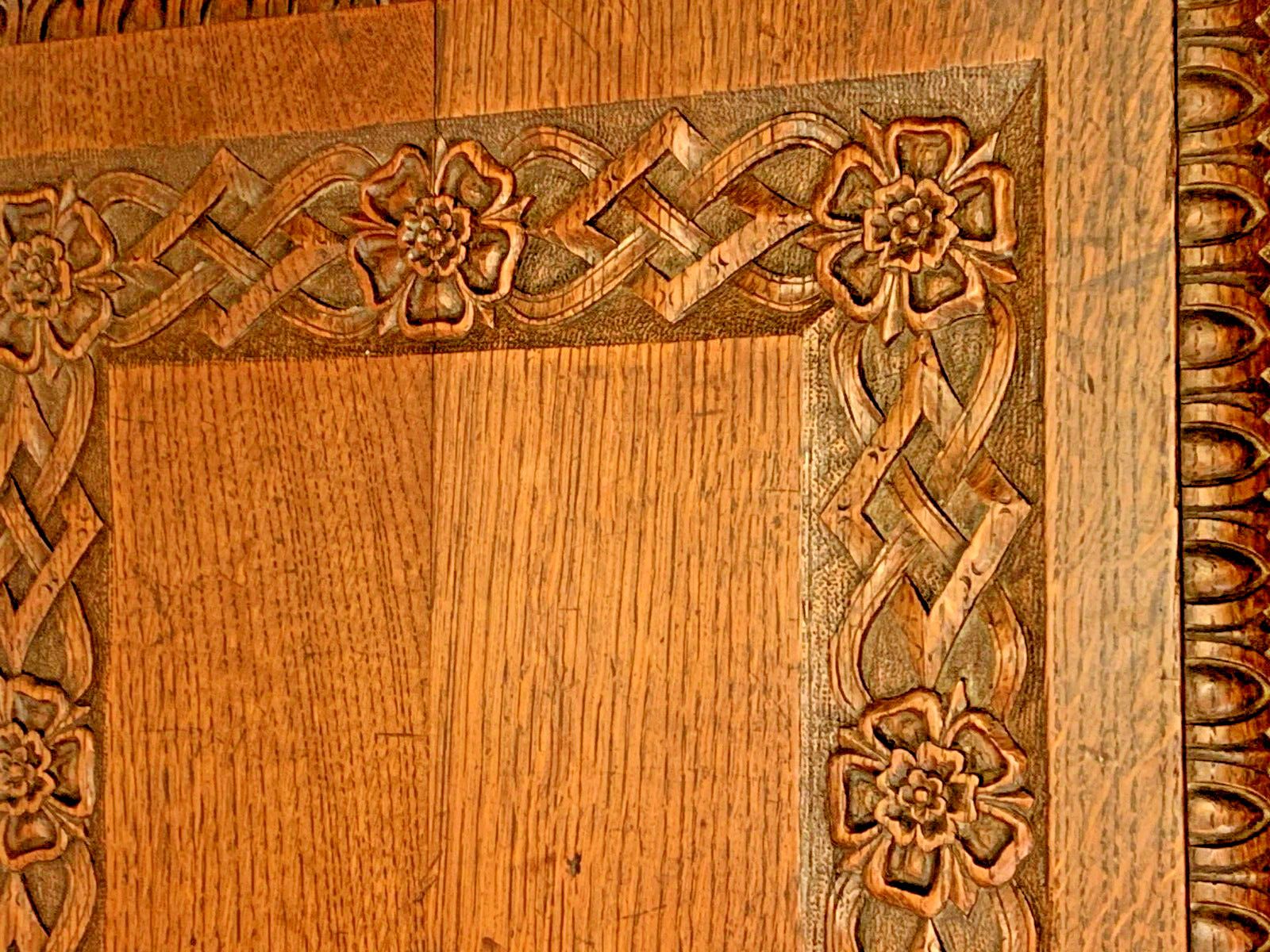 Charming Victorian Oak Occasional Table with Exquisite Celtic-Inspired Carvings