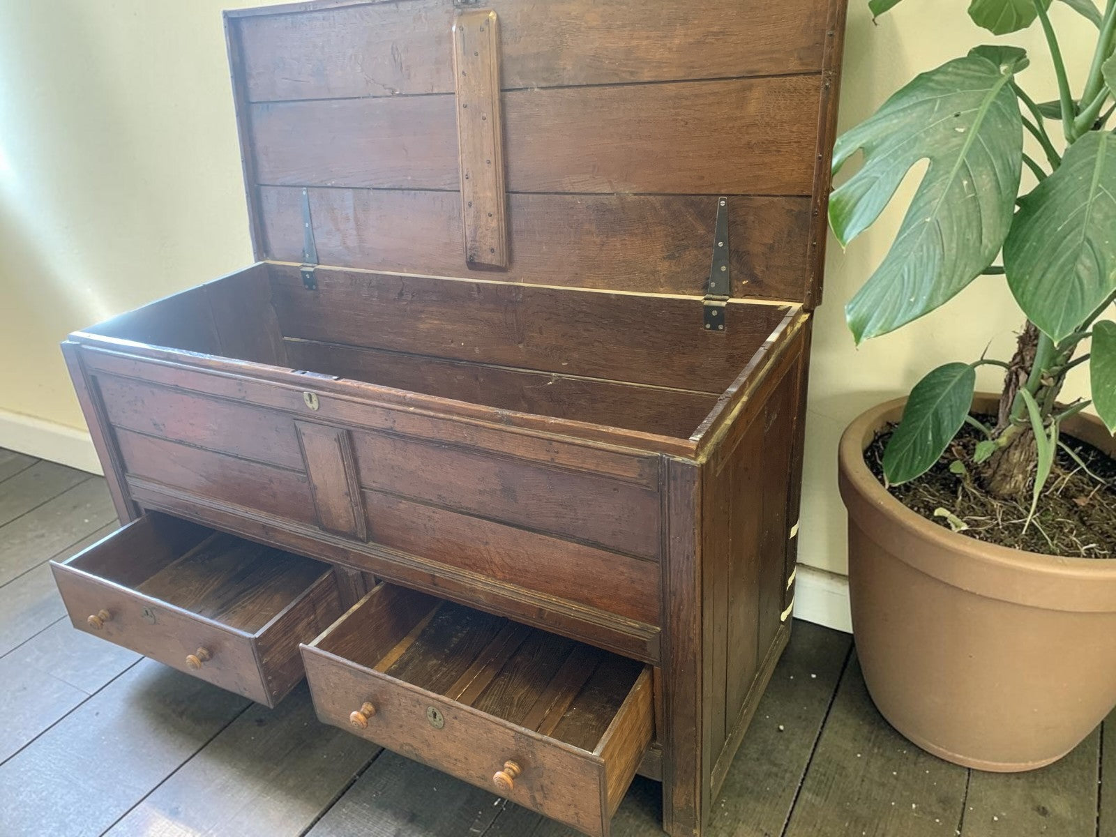 Antique Georgian Oak Mule Chest Blanket Box Drawers Coffee Table Trunk c.1800