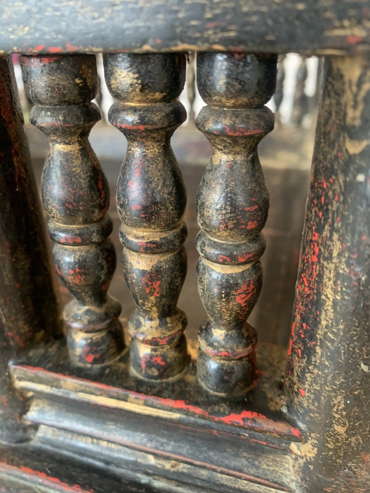 Rare 19th-Century Burmese "Single-Rider" Howdah - Carved Lacquered Elephant Seat