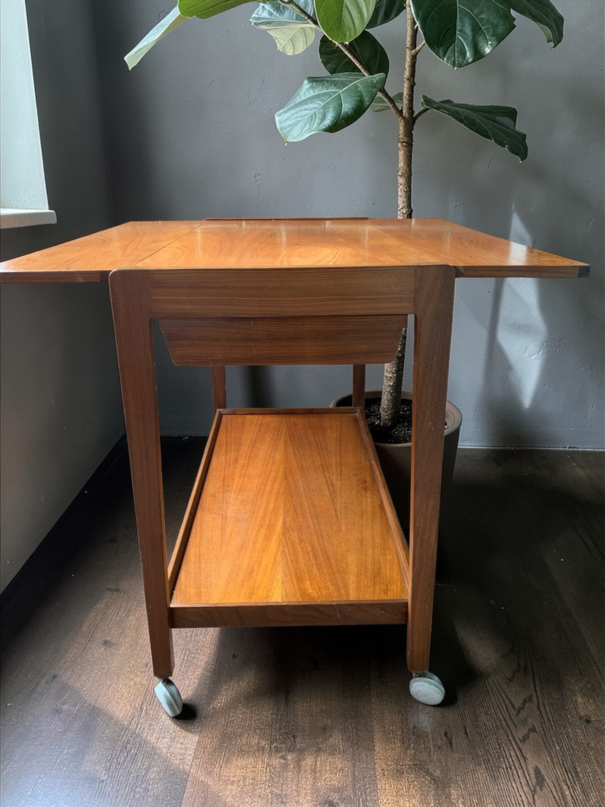 Remploy MCM Extending Bar Cart – Original Kenrick Mini-Meteor Castors