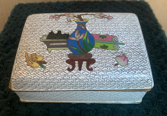 Antique Chinese Cloisonné Enamel Trinket Box – c. 1900–1920