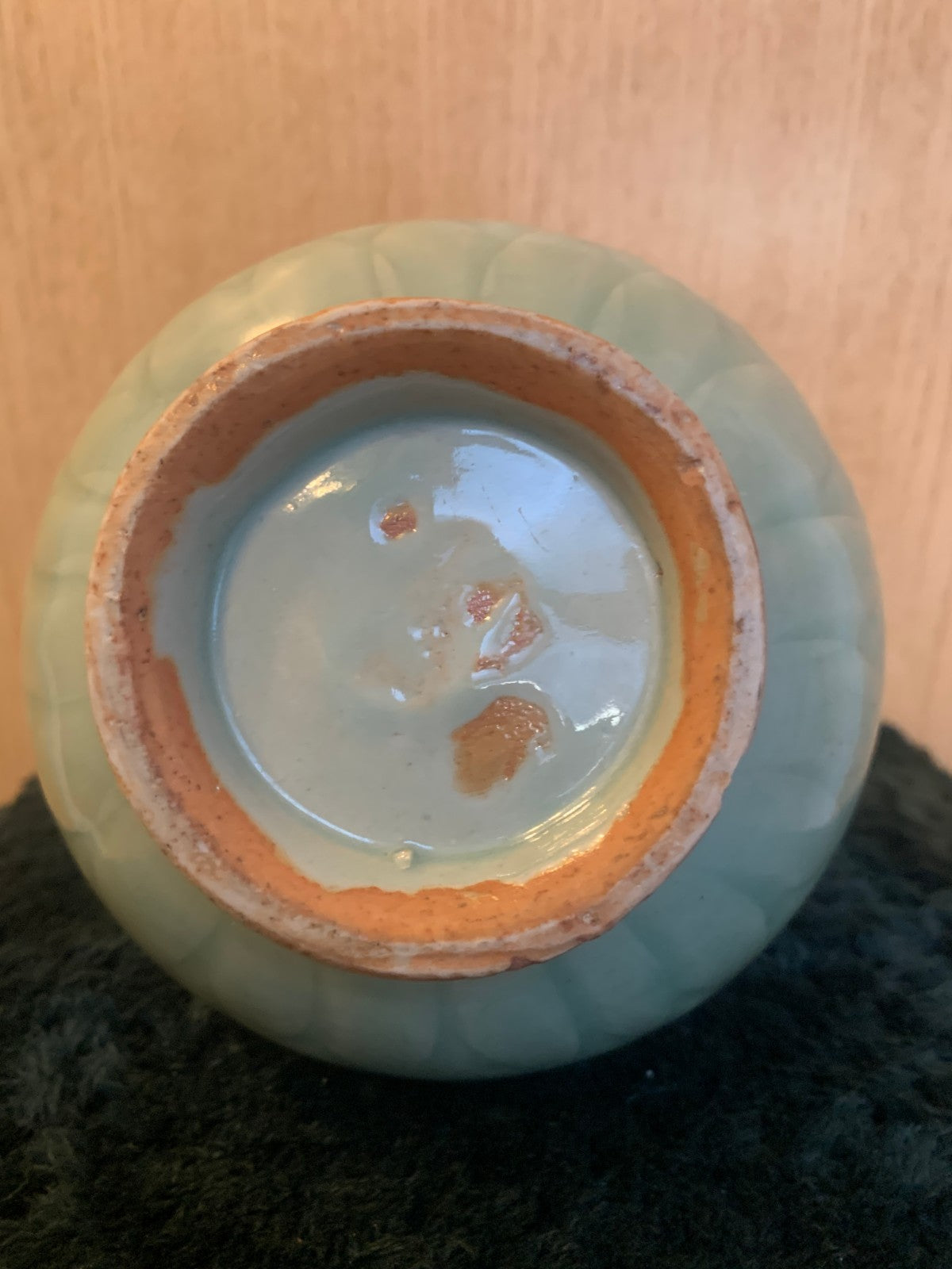 Antique Late Qing Chinese Celadon Glaze Incised Vase (yuhuchun ping style)