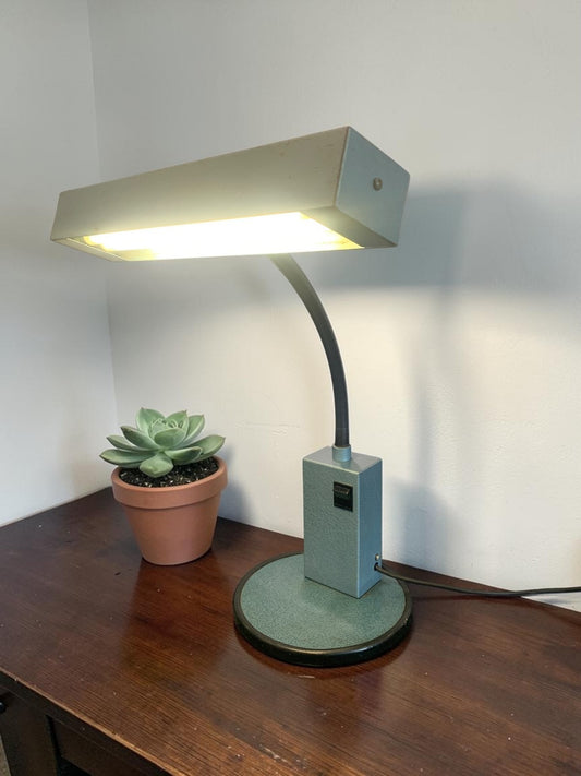Vintage P.W. Allen & Co. A90 Industrial Inspection Lamp (as used by RAF & NATO)