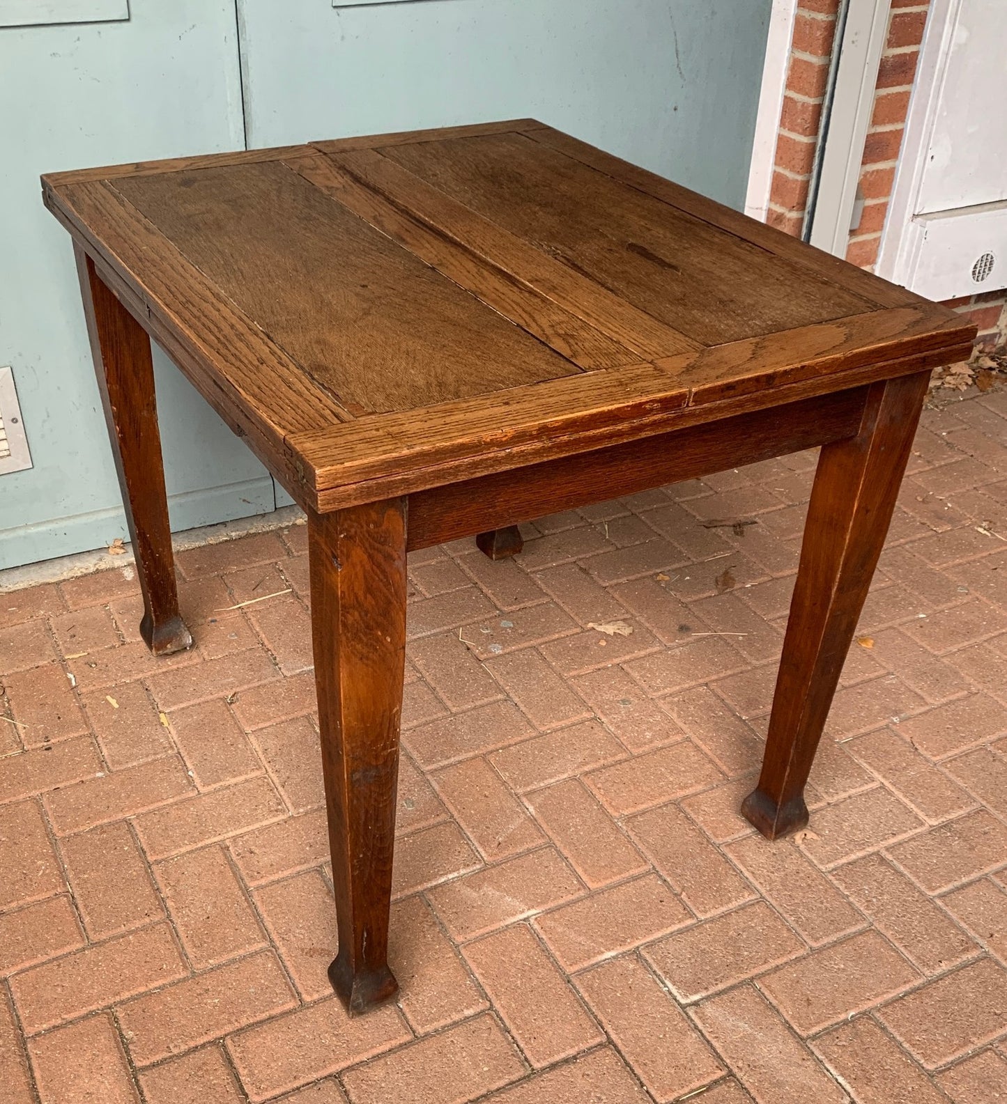 Antique Arts & Crafts Mission Oak Extending Dining Table (Draw Leaf Fold Out)