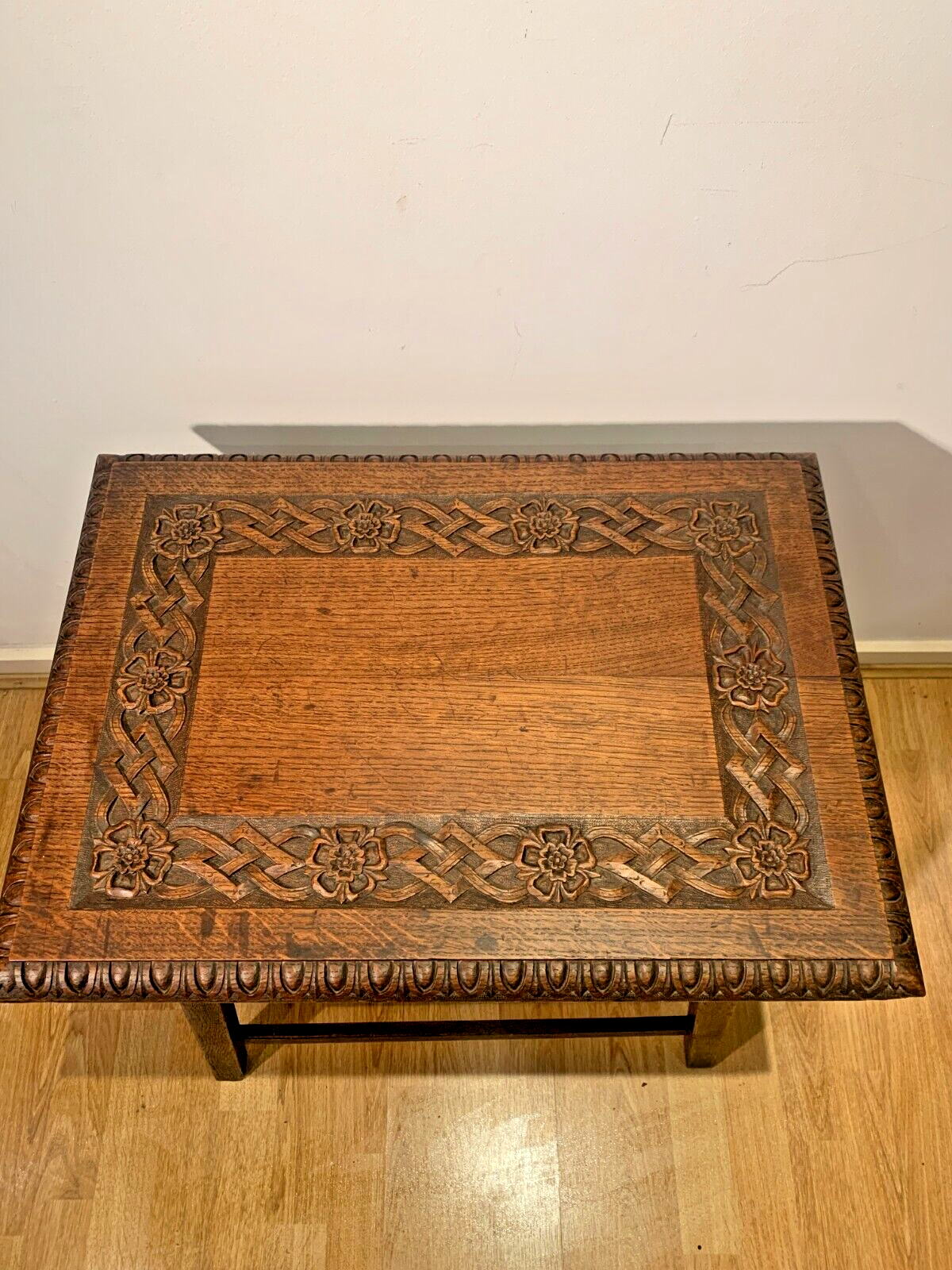 Charming Victorian Oak Occasional Table with Exquisite Celtic-Inspired Carvings