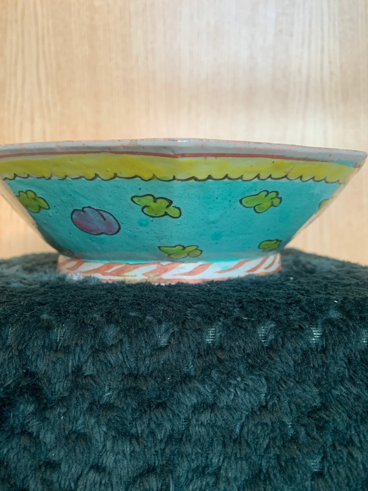 Antique Chinese Octagonal Pedestal Bowl Famille Verte / Yellow Clouds Motif