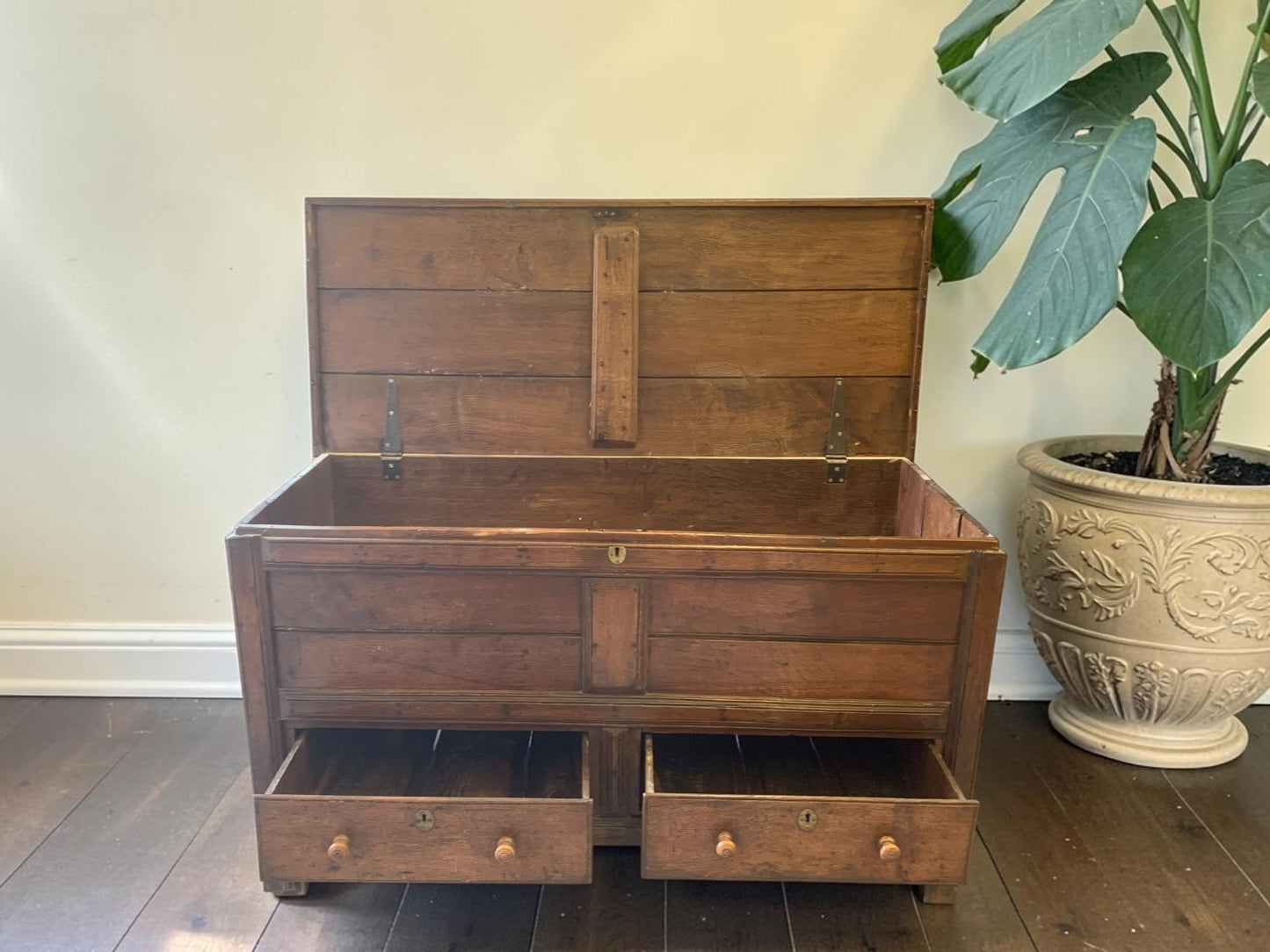 Antique Georgian Oak Mule Chest Blanket Box Drawers Coffee Table Trunk c.1800