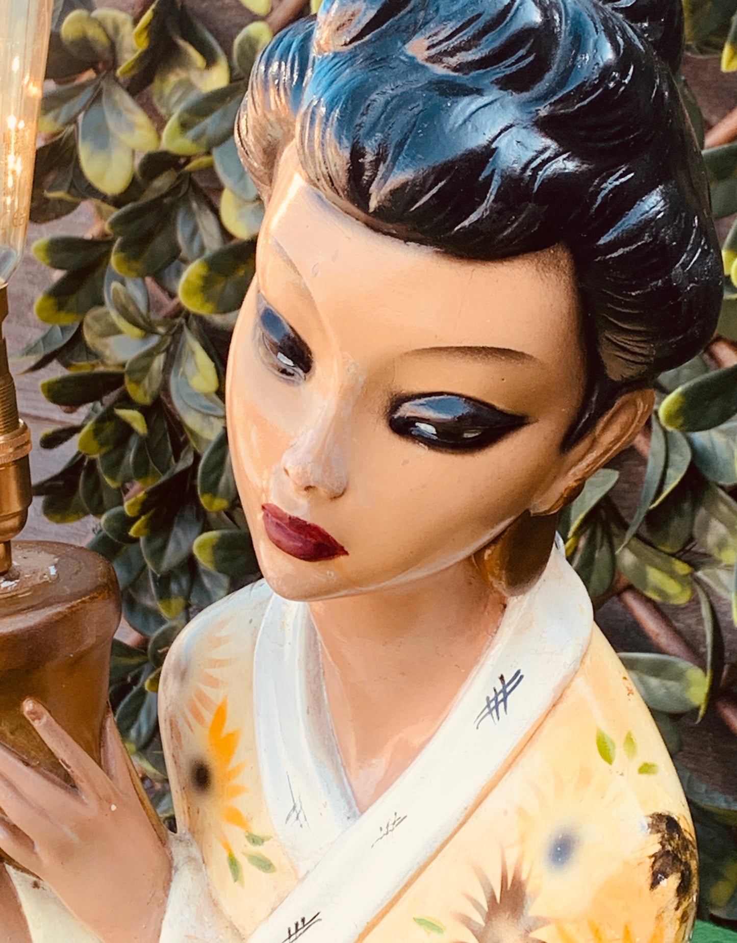 Vintage 1950’s Nieri ‘Lady Mitsuko’ Tretchikoff Style Geisha Chalkware Lamp