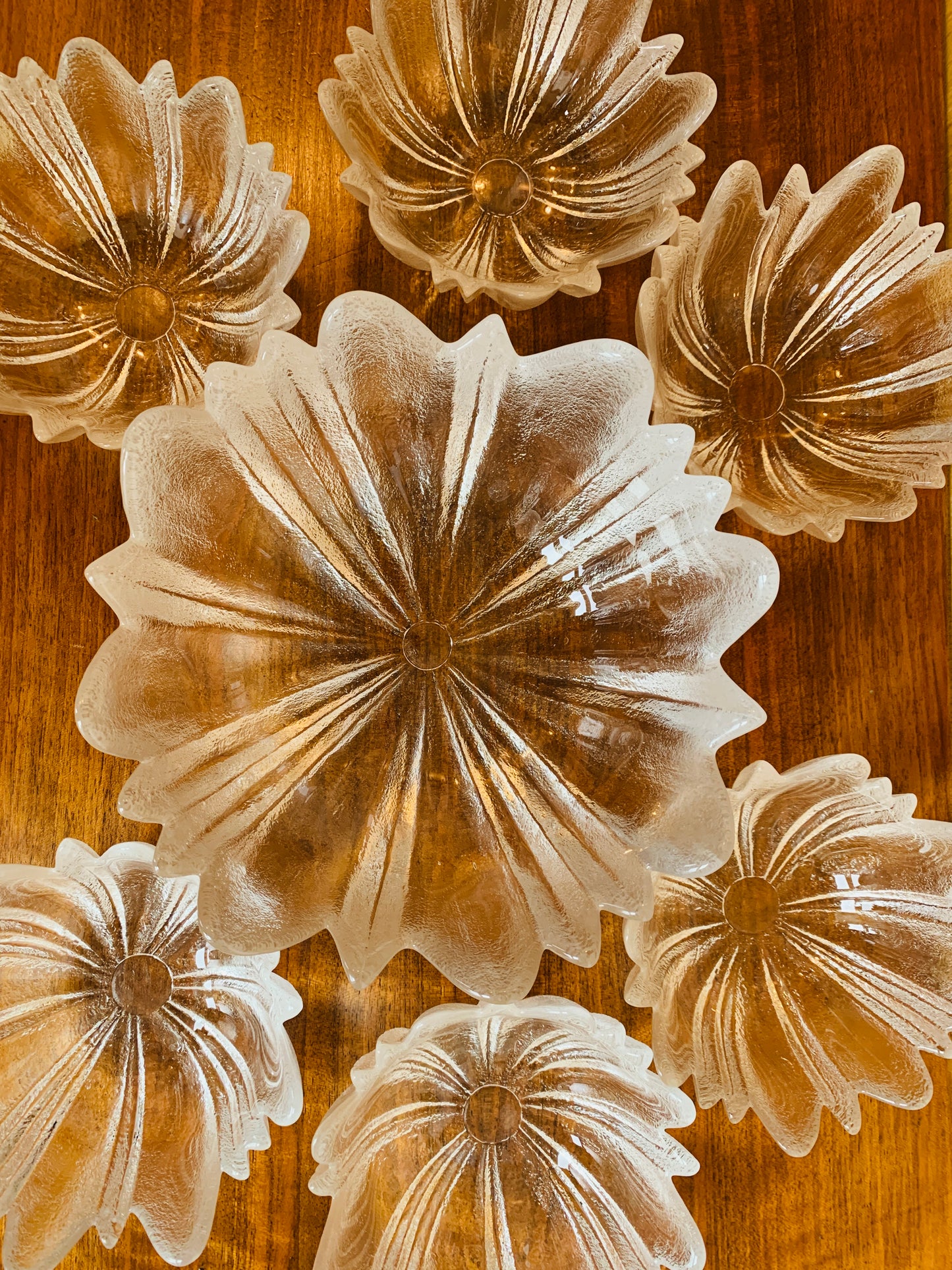 Complete Set Vintage Dartington Lead Crystal Frank Thrower ‘Hollywood’ Petal Dishes