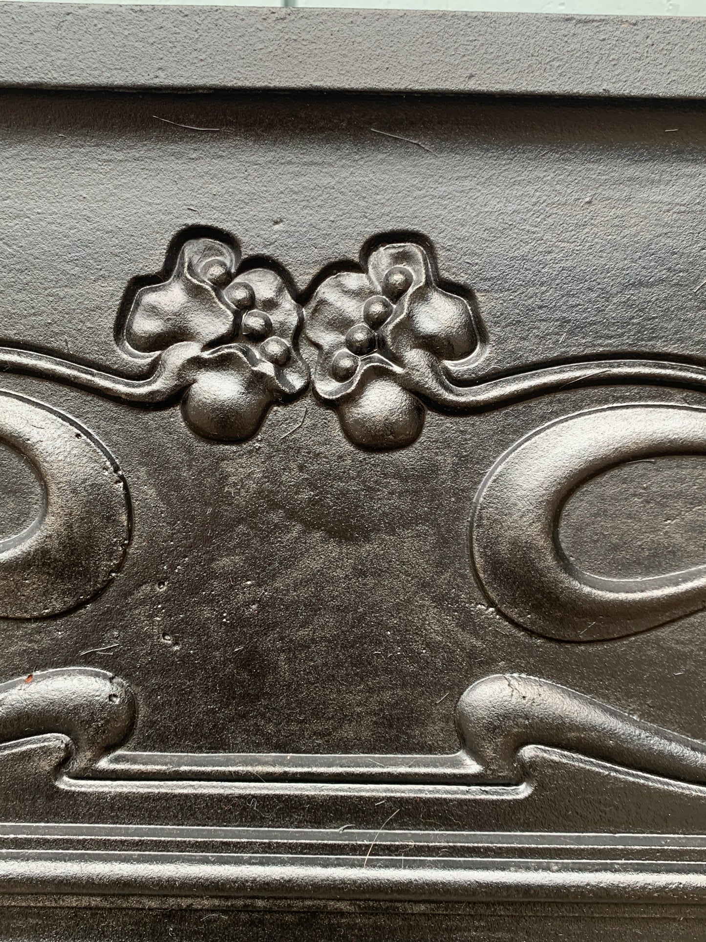 Antique Art Nouveau Cast Iron Fireplace (1890-1910)