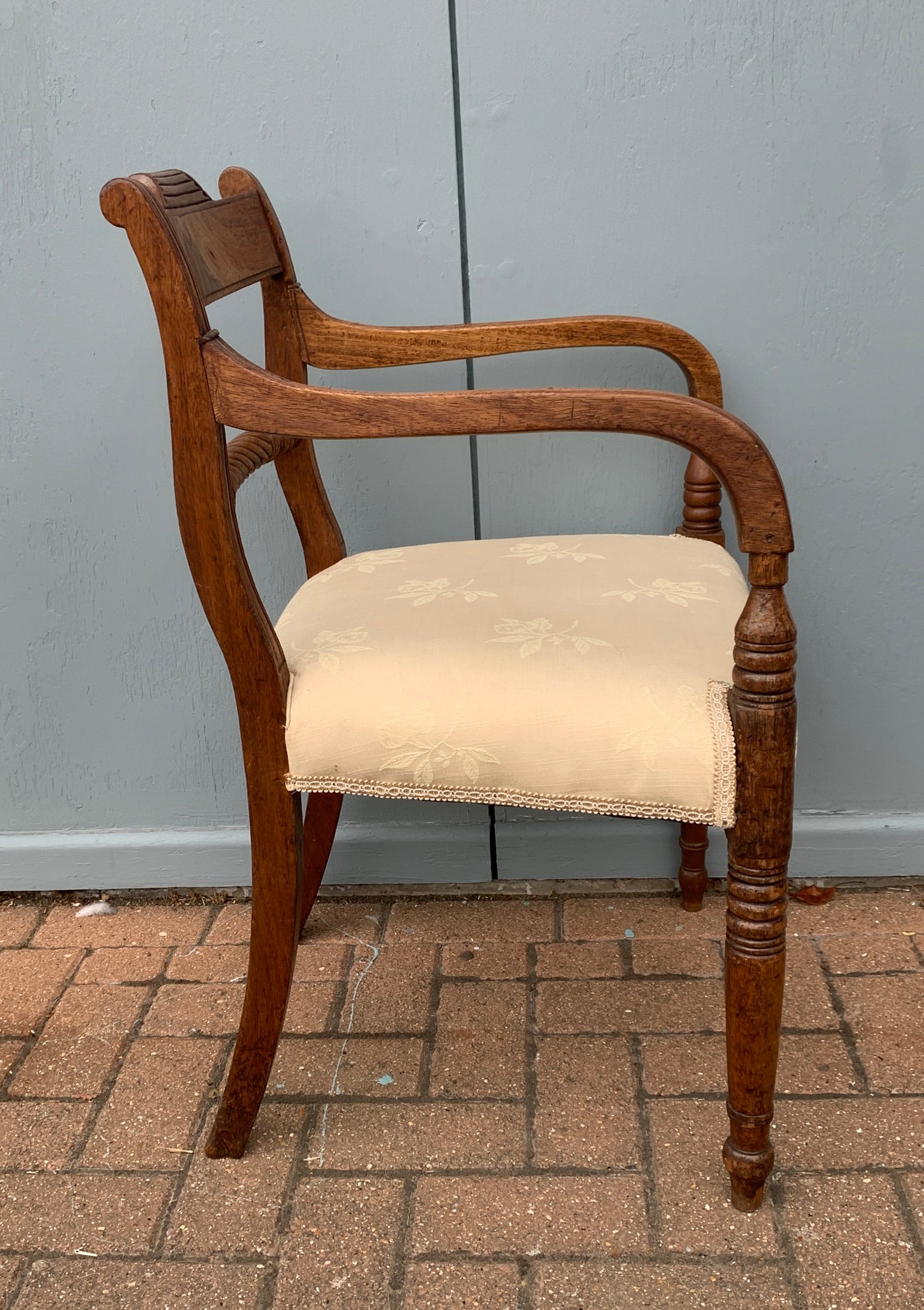 Antique Regency Period (1811-1820) Mahogany Elbow Chair